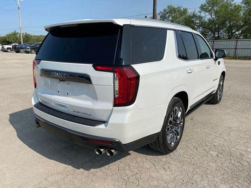 White Frost Tri-Coat 2023 GMC Yukon Denali Ultimate