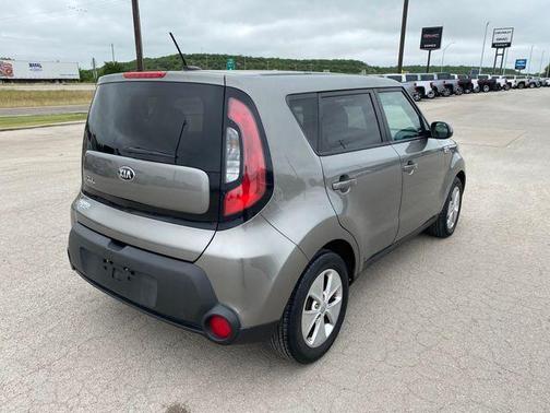 Titanium Gray 2016 Kia Soul Base