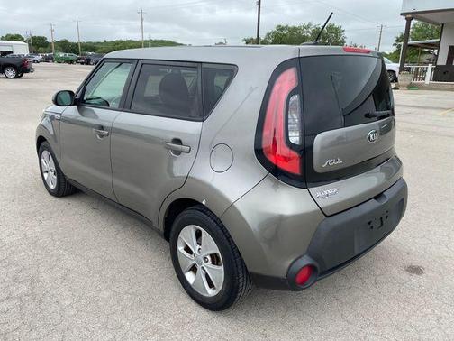 Titanium Gray 2016 Kia Soul Base