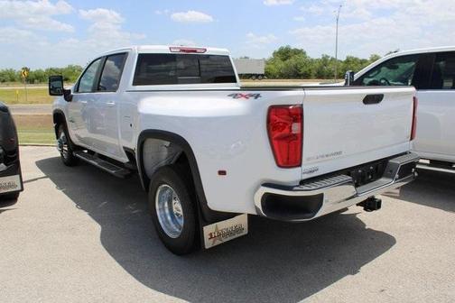 2025 Chevrolet Silverado 3500 LT