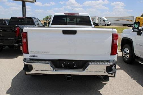 2025 Chevrolet Silverado 3500 LT