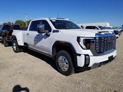 2026 GMC Sierra 3500 Denali