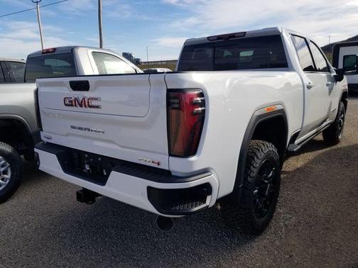 2026 GMC Sierra 2500 AT4