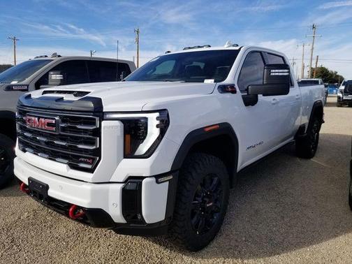 2026 GMC Sierra 2500 AT4