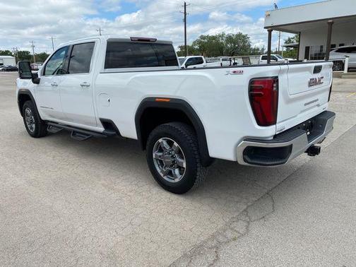 Summit White 2025 GMC Sierra 2500 SLT