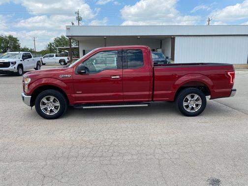 Ruby Red Metallic 2016 Ford F-150 XLT