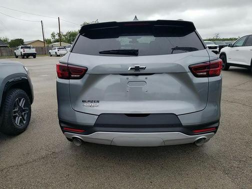 Sterling Gray Metallic 2026 Chevrolet Blazer LT