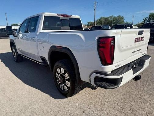 2024 GMC Sierra 2500 Denali