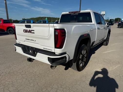2024 GMC Sierra 2500 Denali