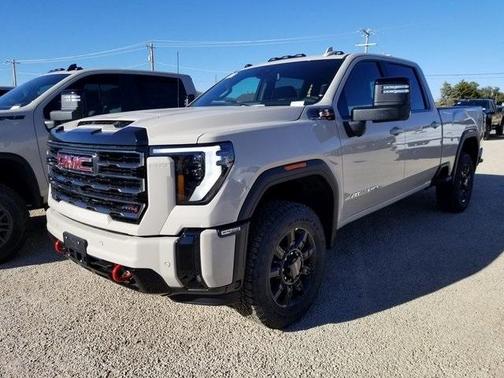 2026 GMC Sierra 2500 AT4