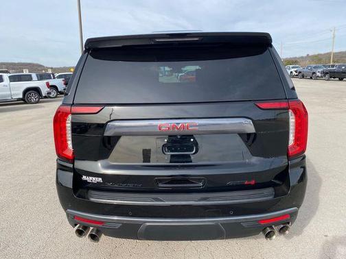 2024 GMC Yukon XL AT4