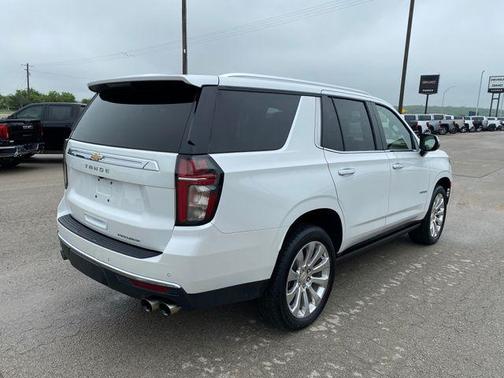 Iridescent Pearl Tricoat 2022 Chevrolet Tahoe Premier