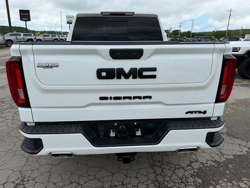 2022 GMC Sierra 1500 AT4