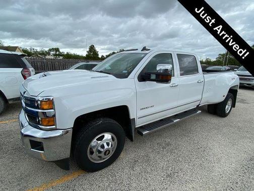 Summit White 2018 Chevrolet Silverado 3500 LTZ