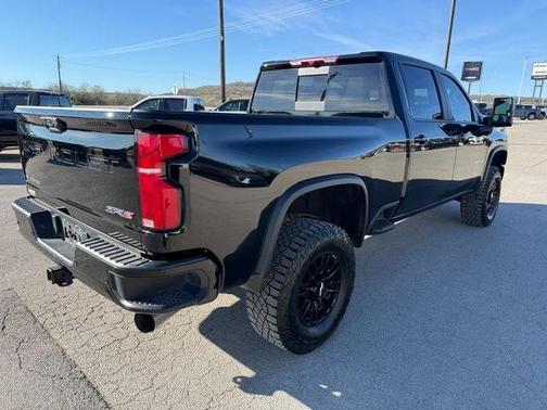 2025 Chevrolet Silverado 2500 ZR2