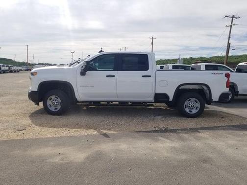 Summit White 2026 Chevrolet Silverado 2500 WT