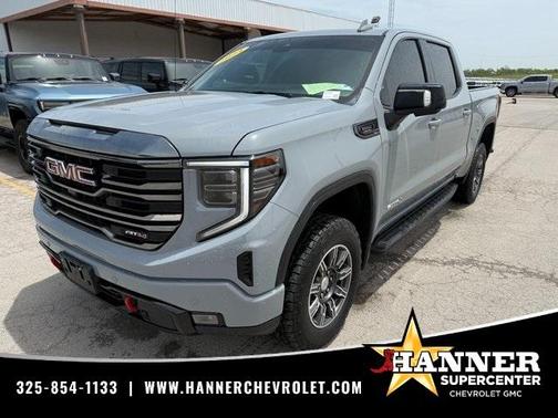 2024 GMC Sierra 1500 AT4