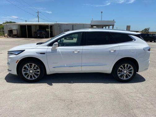 White Frost Tri-Coat 2022 Buick Enclave Avenir