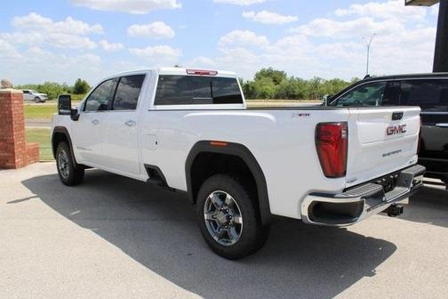 2025 GMC Sierra 3500 SLT