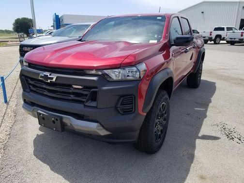 Radiant Red 2026 Chevrolet Colorado Trail Boss
