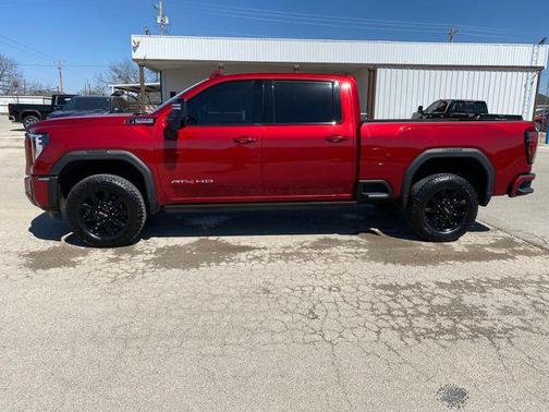 2024 GMC Sierra 2500 AT4