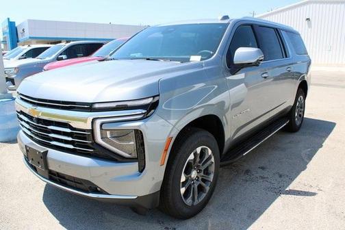 2025 Chevrolet Suburban LT