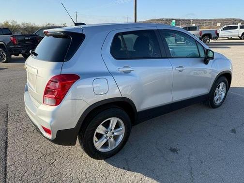 2022 Chevrolet Trax LS