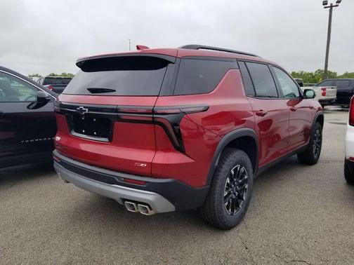 Radiant Red 2026 Chevrolet Traverse Z71