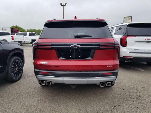 Radiant Red 2026 Chevrolet Traverse Z71