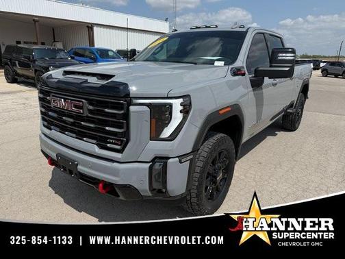 2024 GMC Sierra 2500 AT4