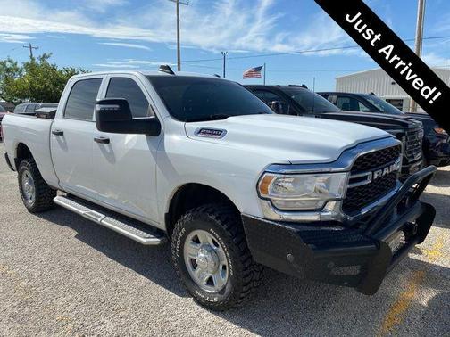 Bright White Clearcoat 2023 RAM 2500 Tradesman