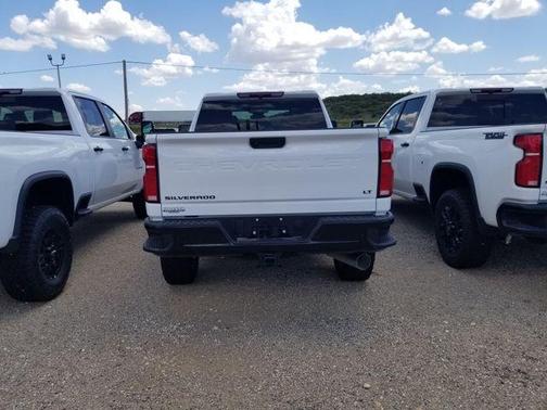 Summit White 2026 Chevrolet Silverado 2500 LT