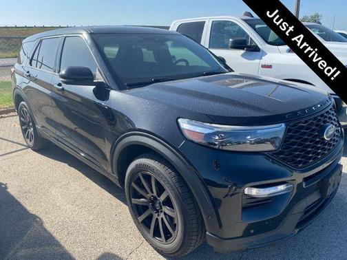 Black Metallic 2022 Ford Explorer ST