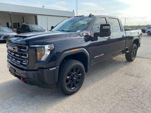2025 GMC Sierra 2500 AT4