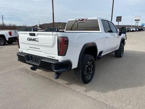 2024 GMC Sierra 2500 AT4X