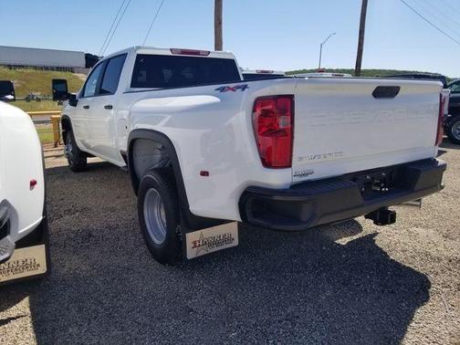 Summit White 2026 Chevrolet Silverado 3500 WT