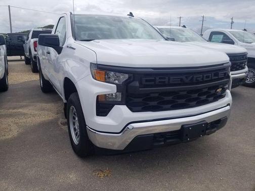 Summit White 2026 Chevrolet Silverado 1500 WT