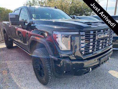Onyx Black 2025 GMC Sierra 2500 Denali Ultimate