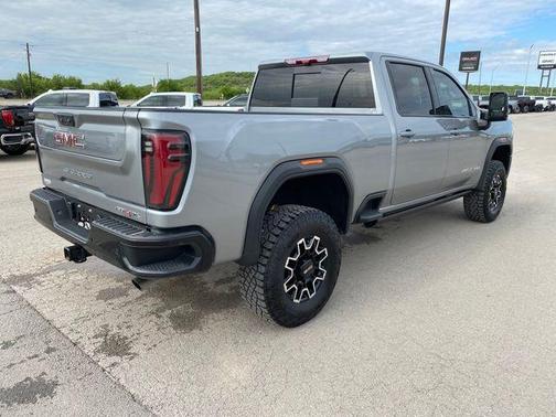 2025 GMC Sierra 2500 AT4X