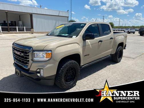 Desert Sand Metallic 2022 GMC Canyon AT4 w/Leather