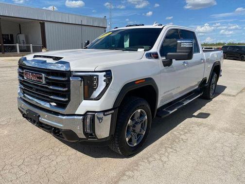 White Frost Tri-Coat 2025 GMC Sierra 2500 SLT