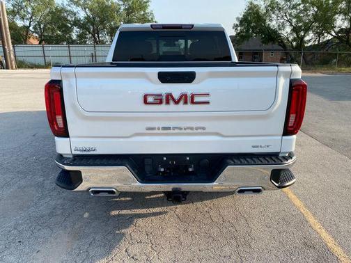 White Frost Tri-Coat 2024 GMC Sierra 1500 SLT