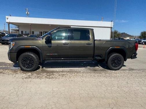 2022 GMC Sierra 2500 AT4