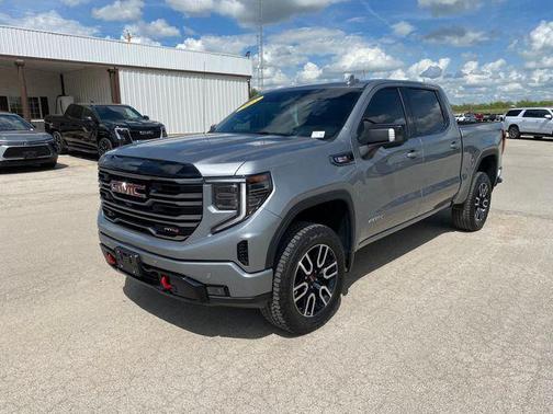 Sterling 2025 GMC Sierra 1500 AT4