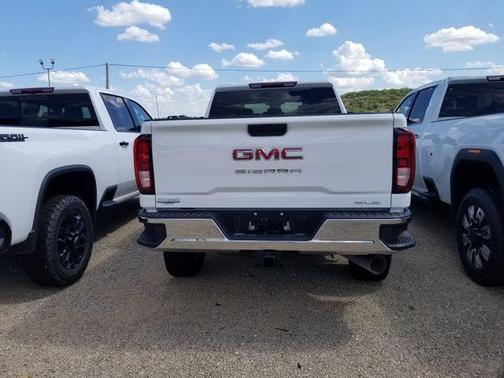 Summit White 2026 GMC Sierra 2500 SLE