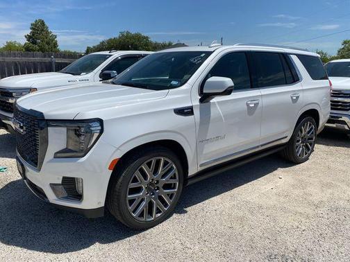 White Frost Tri-Coat 2023 GMC Yukon Denali Ultimate