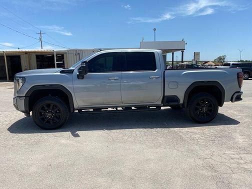 Sterling 2024 GMC Sierra 2500 AT4