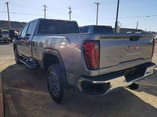 2026 GMC Sierra 3500 SLT