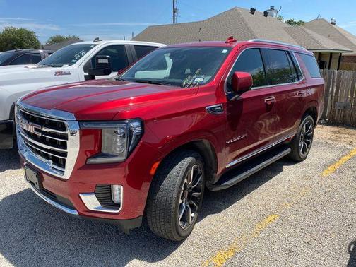 Cayenne Red Tintcoat 2022 GMC Yukon SLT