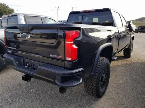 2026 Chevrolet Silverado 2500 ZR2